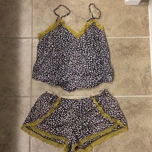 Victoria Secret Medium Sleep Set